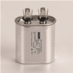 Oil-filled capacitor